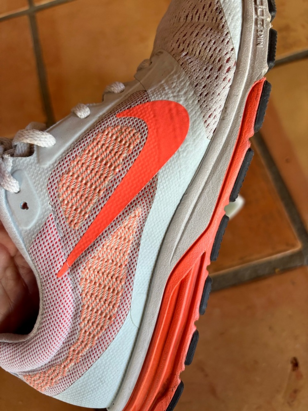 Nike Zoom Fly Running Shoes Gray Coral Lightweight Trainer Women’s 11